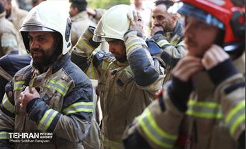 مسابقه پله‌نوردی آتش‌نشانان 48