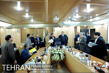 نشست شورای معاونان و مشاوران با حضور شهردار تهران 41