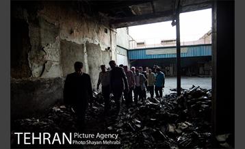 بازدید شهردار تهران از خسارت آتش سوزی اخیر میدان حسن آباد 24