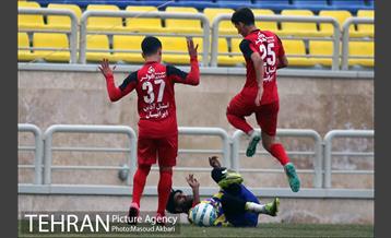 دیدار دوستانه تیم های فوتبال پرسپولیس و پارس جنوبی جم