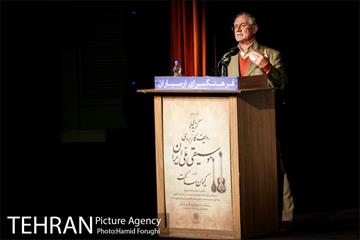 رونمایی کتاب کیوان ساکت در فرهنگسرای ارسباران 21