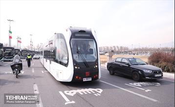 آیین رونمایی و ورود ناوگان حمل‌ونقل برقی شهر تهران 4