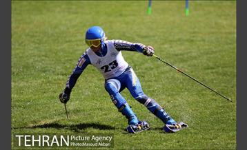 اولین روز رقابت های اسکی چمن قهرمانی جوانان جهان 4