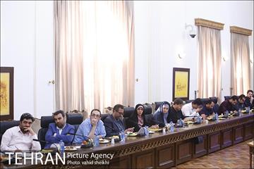 نشست صمیمی مهندس یزدانی با اصحاب رسانه  6