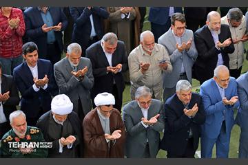 نماز عید فطر در مصلی تهران 43