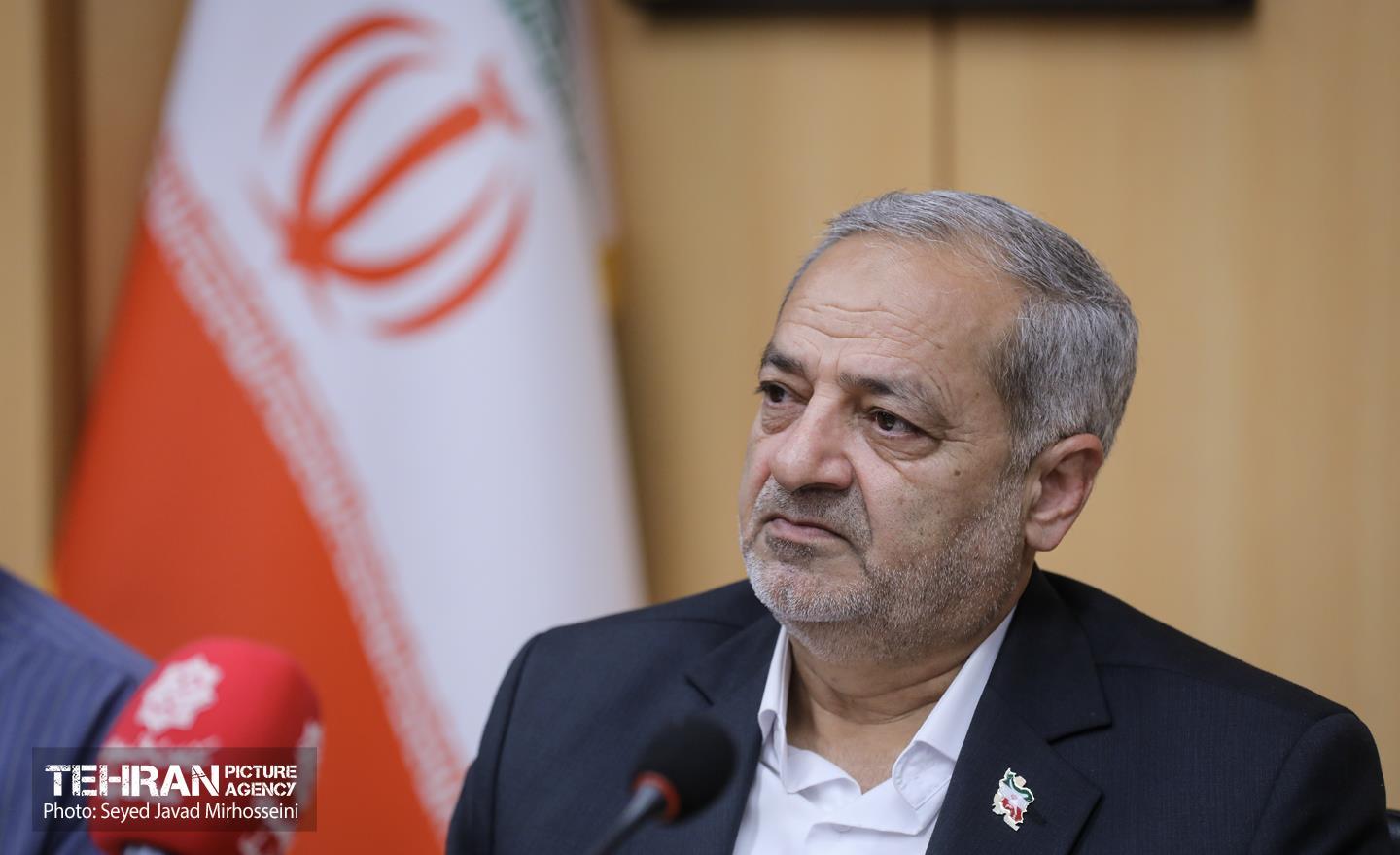نشست مشترک شهردار تهران با وزیر آموزش و پرورش 17