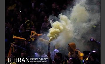 دیدار تیم‌های فوتبال پرسپولیس - سپاهان 19