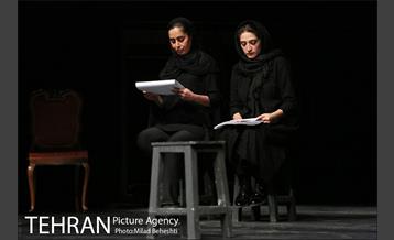 نمایشنامه خوانی کوکوی کبوتران حرم‎ 6