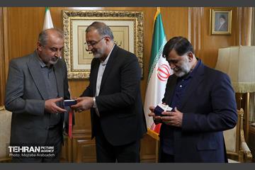 دیدار مدیران باشگاه های ورزشی استقلال و پرسپولیس با شهردار تهران