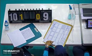 دیدار دو تیم والیبال زنان سایپا و ذوب آهن اصفهان 9