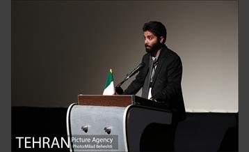 اکران خیریه فیلم گرگ بازی به نفع زلزله زدگان کرمانشاه 9