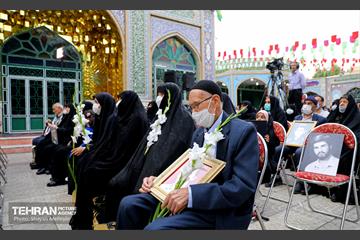 آیین افتتاحیه اولین کنگره 1000 شهید منطقه 10
