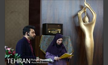 ویژه برنامه آیین سخن در رادیو ایران 2