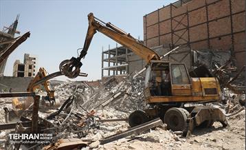 دومین روز آواربرداری ساختمان‌های غیرمجاز در منطقه ۱۹ 13