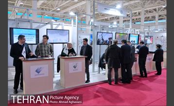بازدید مشاور و مدیر کل دفتر شهردار تهران از هفتمین نمایشگاه ایران ساخت 1