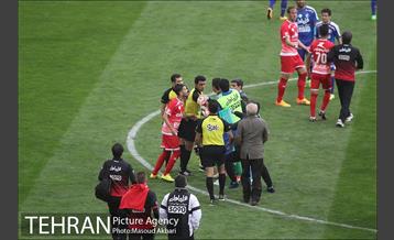 دیدار پرسپولیس و استقلال در لیگ برتر فوتبال 21