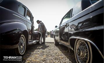 اجتماع بزرگ خودروهای کلاسیک در تور تهران دیـزین  20