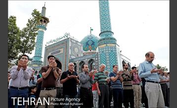 نماز عید فطر در امامزاده صالح(ع) 4