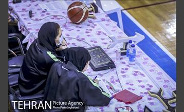 دیدار تیم های بسکتبال زنان گروه بهمن و نامی نو اصفهان 10