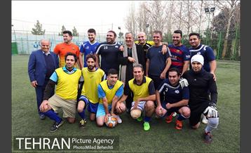 تهرانگردی احمد مسجدجامعی در منطقه پنج‎ 18