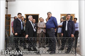 بازدید شهردار تهران از پروژه مرمت خانه اتحادیه در لاله زار 9