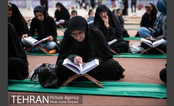 اجرای کرسی های تلاوت قرآن ویژه ماه مبارک رمضان در میدان امام حسین 4
