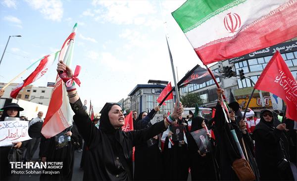 تشییع پیکر آقای شهید ایران - 3 58