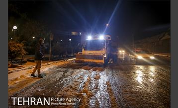 حضور نیروهاى پسماند در نخستین بارش هاى برف تهران 1