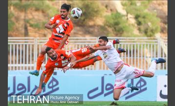دیدار تیم‌های سایپا و پرسپولیس در لیگ برتر فوتبال ایران 22