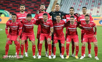 دیدار تیم های فوتبال پرسپولیس تهران و نفت مسجد سلیمان 3