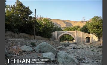 آیین بهره برداری از پروژه مرمت و احیاء پل آجری تاریخی و ثبتی کن 30