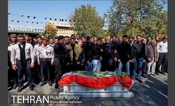 تشییع پیکر آتشنشان شهید مهدی حاجی پور 23