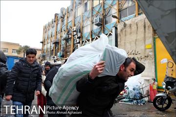 تخلیه اجناس مغازه های باقی مانده ساختمان پلاسکو -2 25