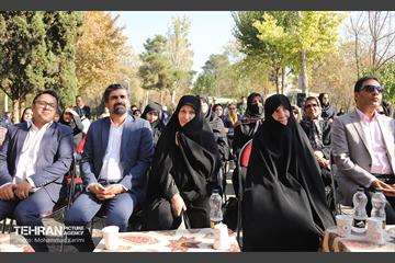 مراسم تقدیر و تکریم از پرستاران شاغل و همسران جانباز منطقه ۱۶ 17