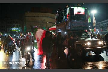 کاروان‌ موتوری و خودرویی از میدان انقلاب تا ساختمان هلال احمر تهران 23