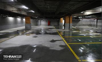 اینجا کارگاهه؛ پارکینگ مینابی 11