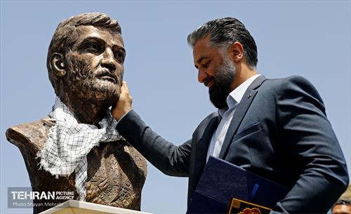رونمایی از سردیس سردار شهید احمد متوسلیان 6