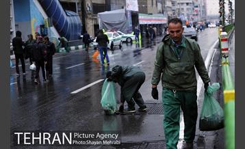 خدمات شهرداری تهران در پایان راهپیمایی یوم الله 22 بهمن 30