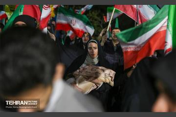 اجتماع مردمی در میدان ونک 1