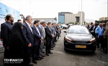 آیین ورود ۱۰۰۰ دستگاه تاکسی برقی به ناوگان حمل و نقل عمومی شهر تهران 2