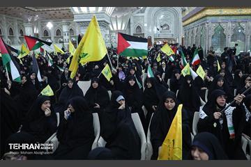 اولین همایش مسجد برقرار در حرم امام(ره) 27