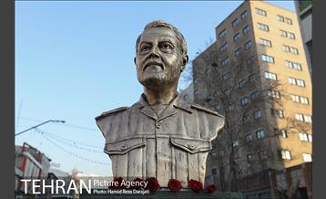 رونمایی از سردیس شهید سردار سلیمانی  11