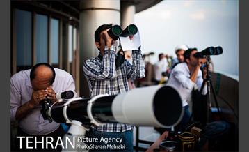 استهلال هلال ماه شوال از فراز برج میلاد تهران 28