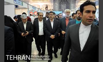 بازدید حسینی مکارم سرپرست شهرداری تهران ار نمایشگاه کتاب 15