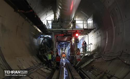 بازدید اصحاب رسانه از روند اجرایی پروژه احداث خط ۱۰ متروی تهران 26