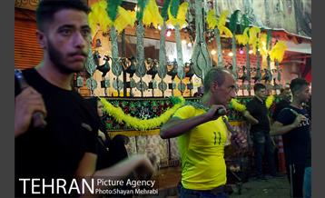 عزاداری شب پنجم ماه محرم در محله گرگان 4