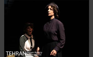 نمایش اکتبر 1942 پاریس 16