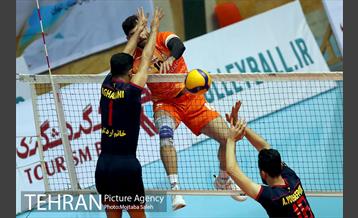 دیدار تیم های والیبال سایپا و خاتم یزد 14