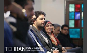 تقدیر از همکاران نویسنده و رونمایى از دوهفته نامه همگامان 7