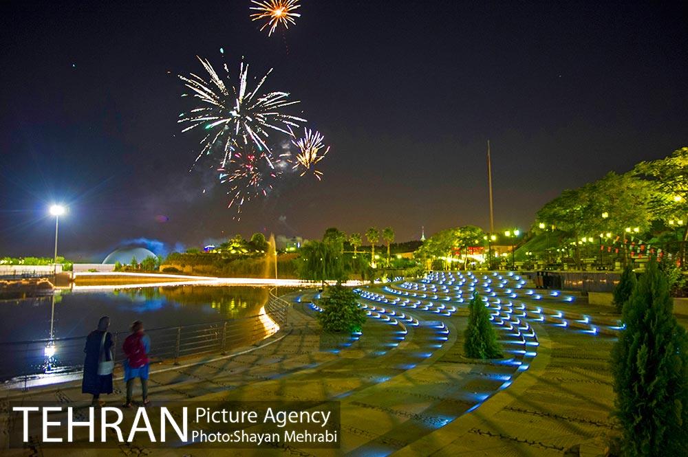 نور افشانی دریاچه باغ هنر اراضی عباس آباد به مناسب عید غدیر خم 11